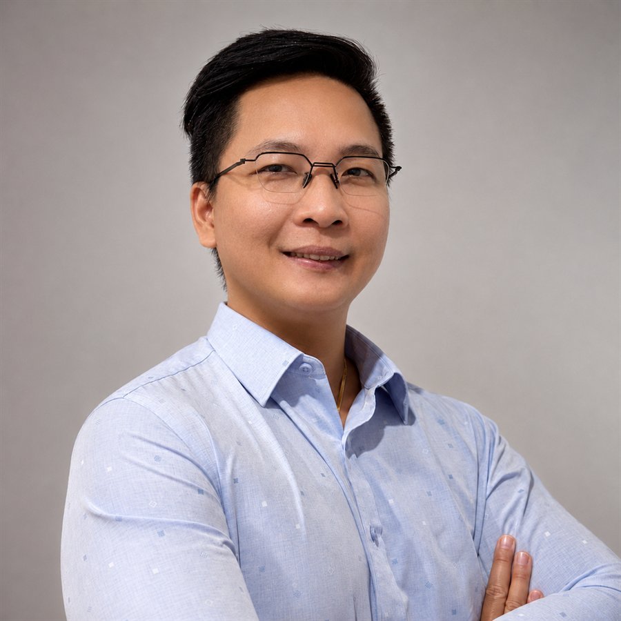 Daniel Tran, Financial Analyst and data engineer, Adelaide